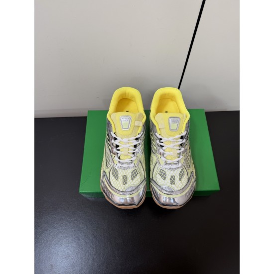 BV Shoes Casual Shoes Best Quality
Women 35-42
Men 39-46
