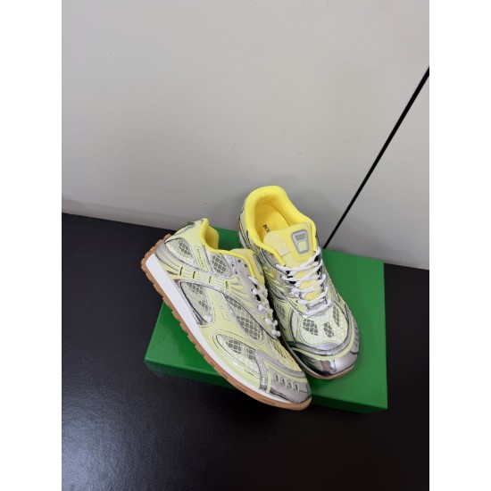 BV Shoes Casual Shoes Best Quality
Women 35-42
Men 39-46
