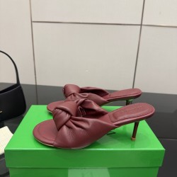 BV Slippers Shoes Best Quality
Women 35-42
