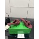 BV Slippers Shoes Best Quality
Women 35-42
