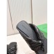 BV Slippers Shoes Best Quality
Women 35-42
