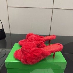 BV Slippers Shoes Best Quality
Women 35-42

