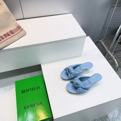 BV Slippers Shoes Best Quality
Women 35-42
