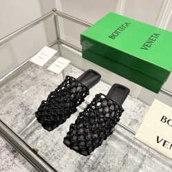 BV Slippers Shoes Best Quality
Women 35-42
