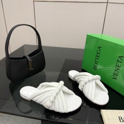BV Slippers Shoes Best Quality
Women 35-42
