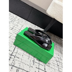 BV Slippers Shoes Best Quality
Women 35-42
