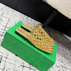 BV Slippers Shoes Best Quality
Women 35-42
