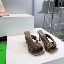 BV Slippers Shoes Best Quality
Women 35-42
