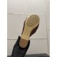 BV Slippers Shoes Best Quality
Women 35-42
