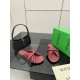BV Slippers Shoes Best Quality
Women 35-42
