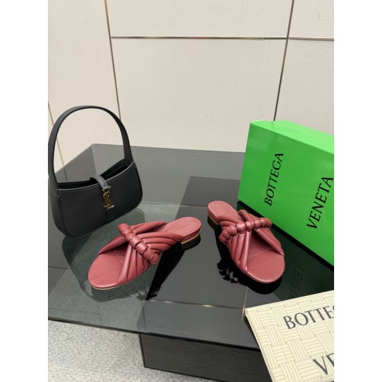 BV Slippers Shoes Best Quality
Women 35-42
