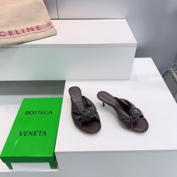 BV Slippers Shoes Best Quality
Women 35-42
