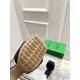BV Slippers Shoes Best Quality
Women 35-42
