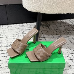 BV Slippers Shoes Best Quality
Women 35-42
