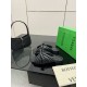 BV Slippers Shoes Best Quality
Women 35-42

