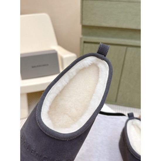 Balenciaga Slippers