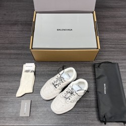 Balenciaga Shoes
Women and men 35-45
