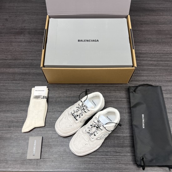 Balenciaga Shoes
Women and men 35-45
