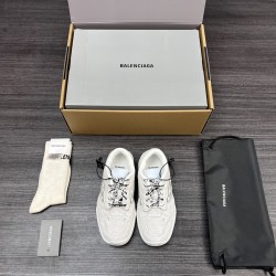 Balenciaga Shoes
Women and men 35-45

