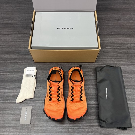 Balenciaga Shoes
Women and men 35-45
