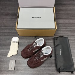 Balenciaga Shoes
Women and men 35-45
