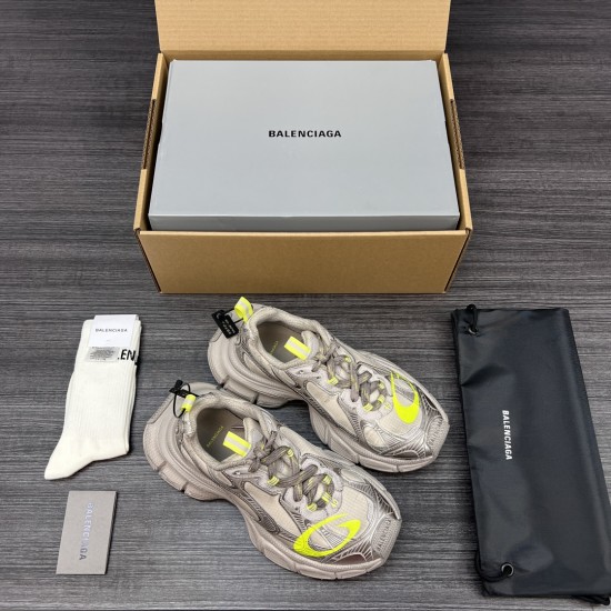 Balenciaga Shoes
Women and men 35-45

