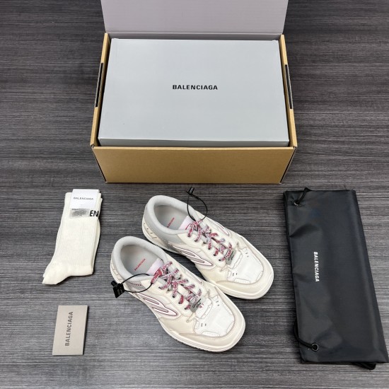 Balenciaga Shoes
Women and men 35-45
