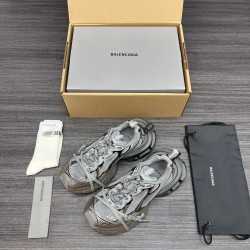 Balenciaga Shoes
Women and men 35-45

