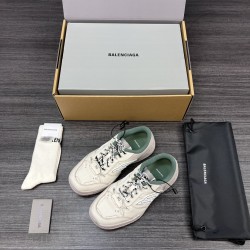 Balenciaga Shoes
Women and men 35-45

