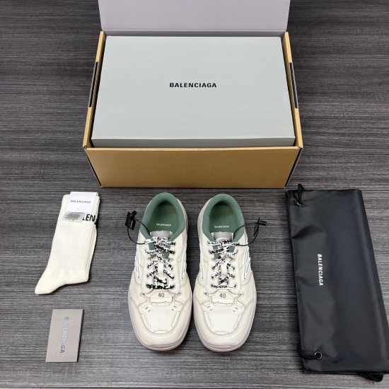 Balenciaga Shoes
Women and men 35-45
