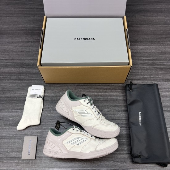 Balenciaga Shoes
Women and men 35-45
