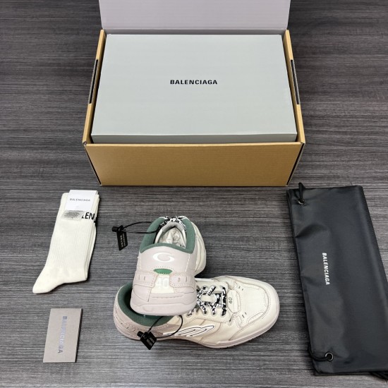 Balenciaga Shoes
Women and men 35-45
