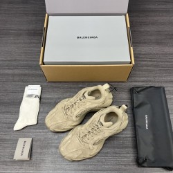 Balenciaga Shoes
Women and men 35-45
