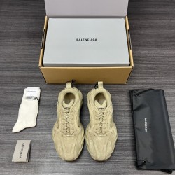 Balenciaga Shoes
Women and men 35-45
