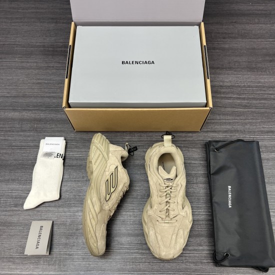 Balenciaga Shoes
Women and men 35-45
