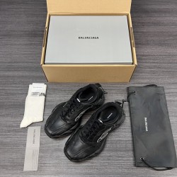 Balenciaga Shoes
Women and men 35-45

