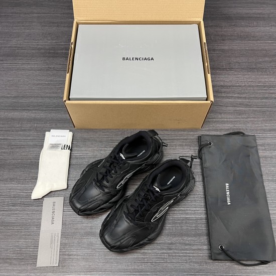 Balenciaga Shoes
Women and men 35-45
