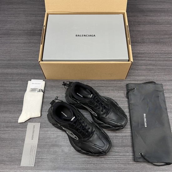 Balenciaga Shoes
Women and men 35-45
