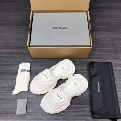 Balenciaga Shoes
Women and men 35-45

