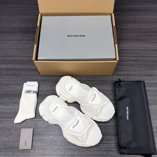 Balenciaga Shoes
Women and men 35-45
