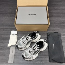Balenciaga Shoes
Women and men 35-45

