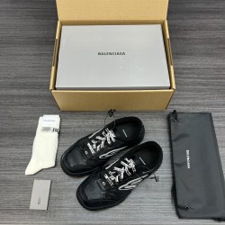 Balenciaga Shoes
Women and men 35-45
