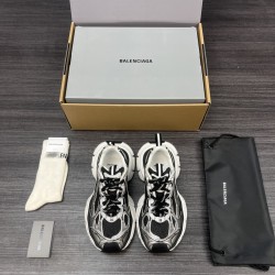 Balenciaga Shoes
Women and men 35-45
