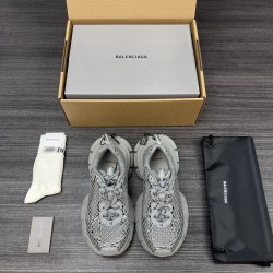 Balenciaga Shoes
Women and men 35-45
