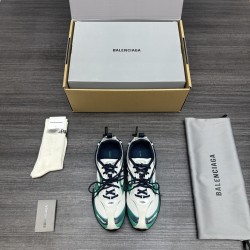 Balenciaga Shoes
Women and men 35-45
