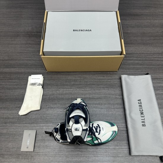 Balenciaga Shoes
Women and men 35-45
