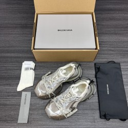 Balenciaga Shoes
Women and men 35-45
