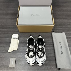 Balenciaga Shoes
Women and men 35-45
