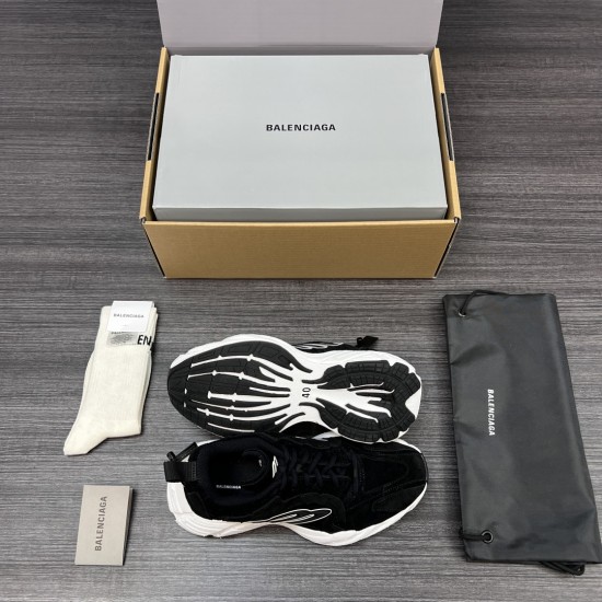 Balenciaga Shoes
Women and men 35-45
