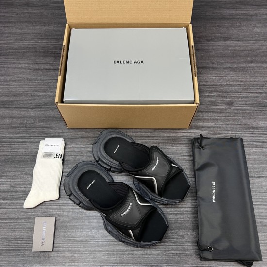Balenciaga Shoes
Women and men 35-45
